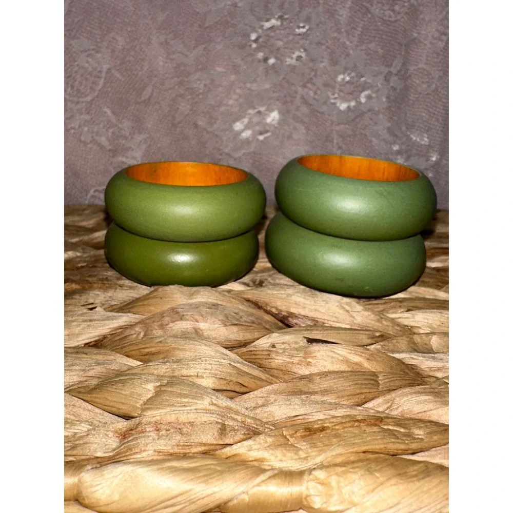 Vintage Olive Green Wooden Napkin Rings Set of 4 Chunky Round Farmhouse Decor